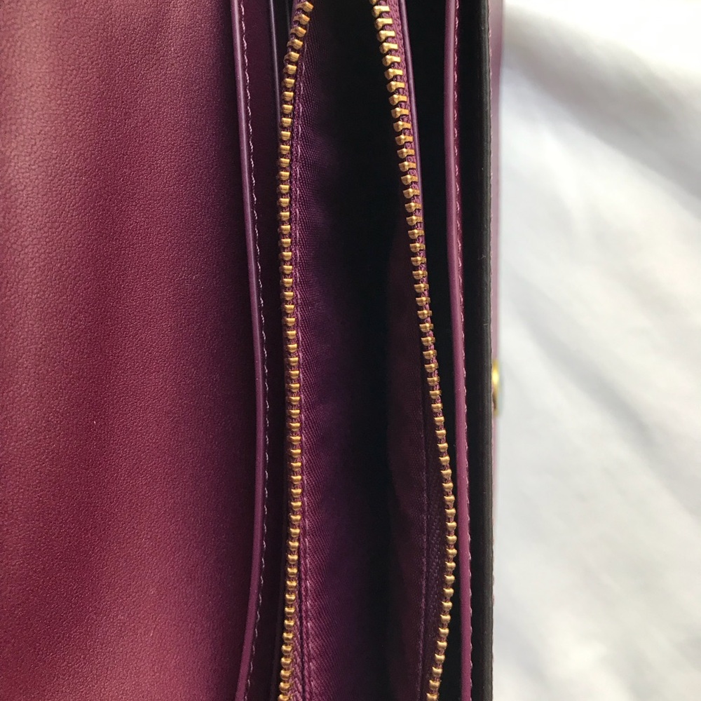 Authentic Coach Purple Crossbody Bag - Picture 7 of 10